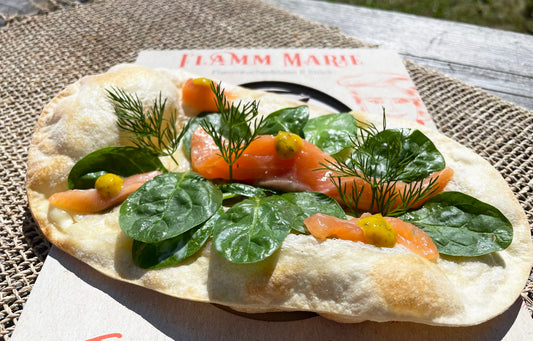 Mit Baby-Blattspinat und frischem Lachs