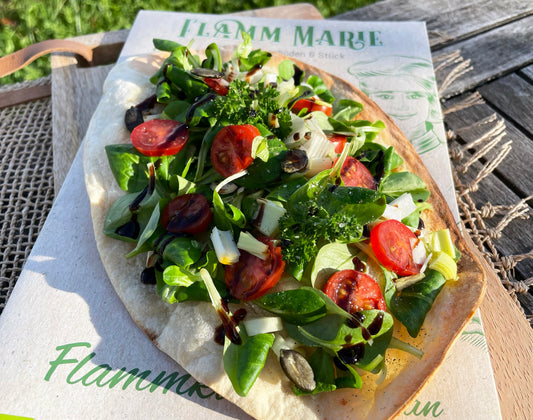 Mit Lauch, Bio Feldsalat und Cherry-Tomaten