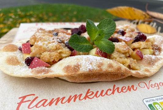 Flammkuchen mit Apfel-Cranberry Crumble